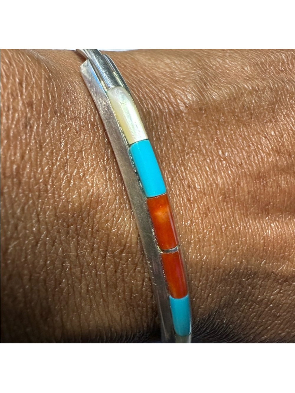 Vintage handmade Native American Zuni inlaid turquoise silver cuff bracelet - Picture 14 of 16